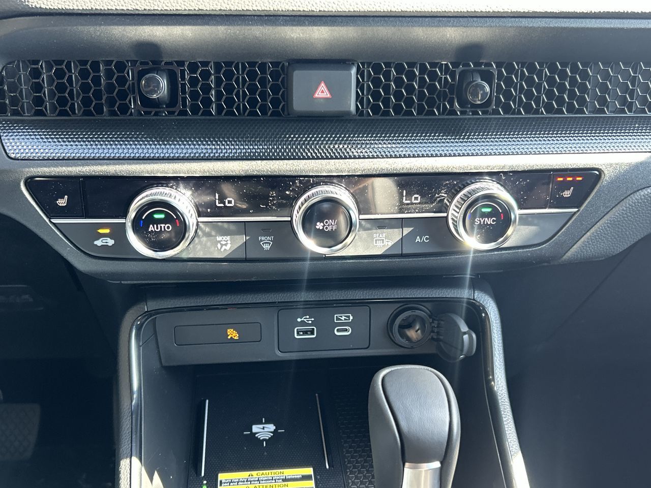 2025 Honda CR-V HYBRID in North Vancouver, British Columbia