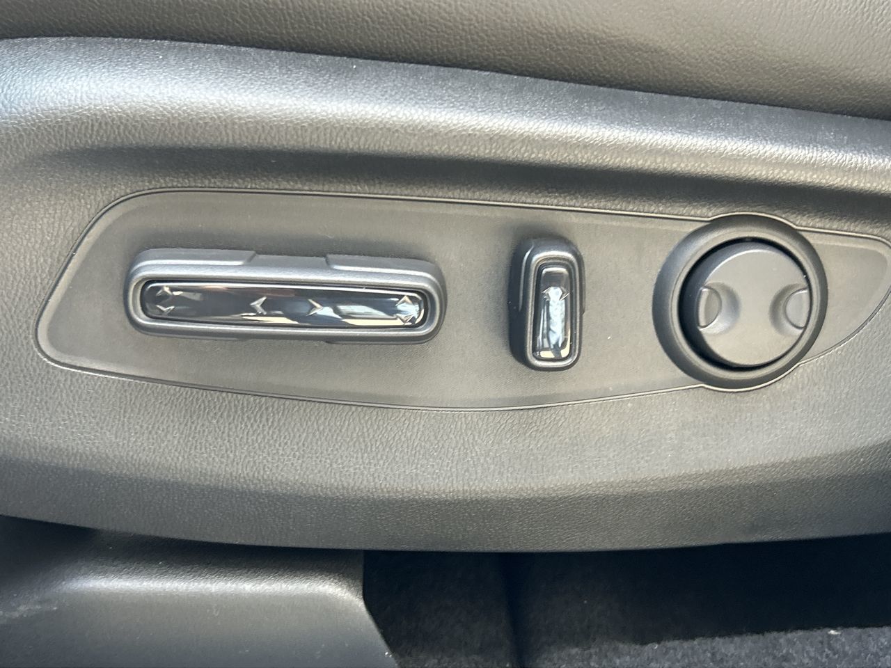 2025 Honda CR-V HYBRID in North Vancouver, British Columbia