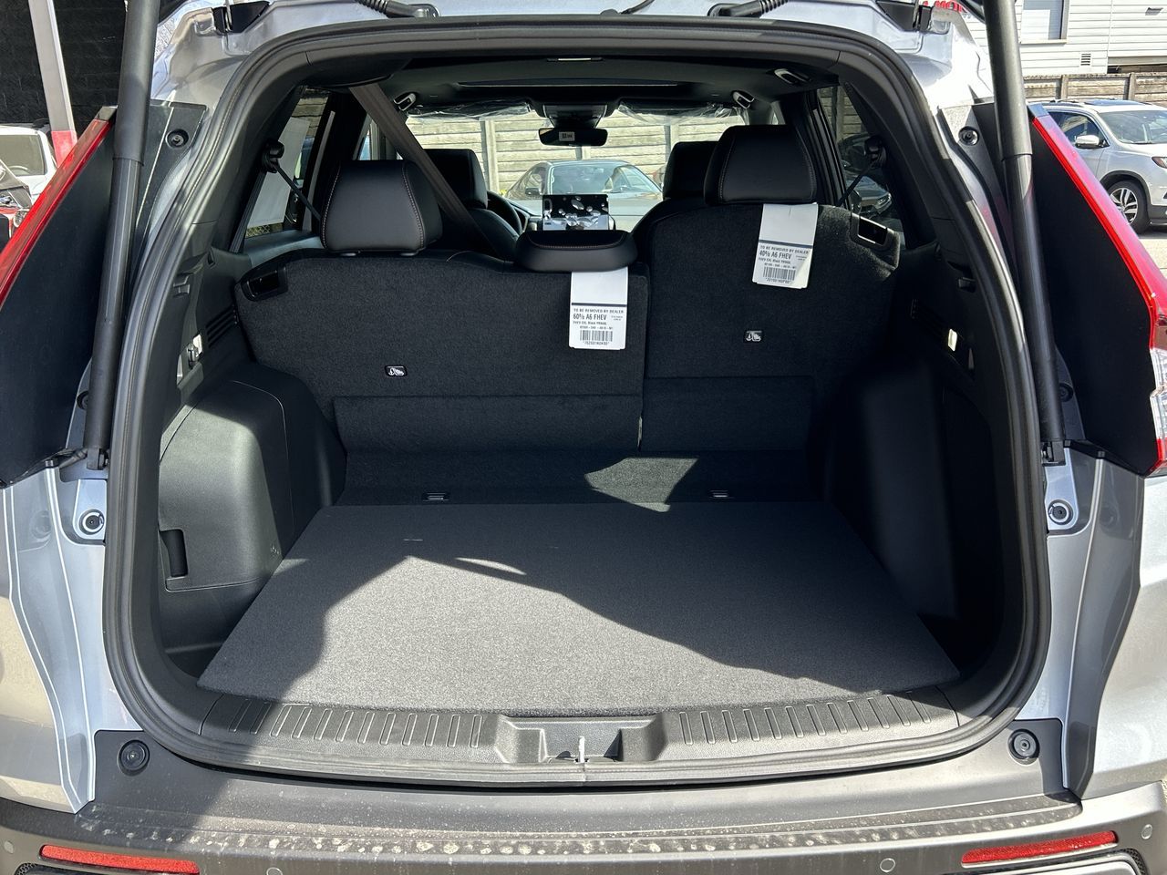 2025 Honda CR-V HYBRID in North Vancouver, British Columbia
