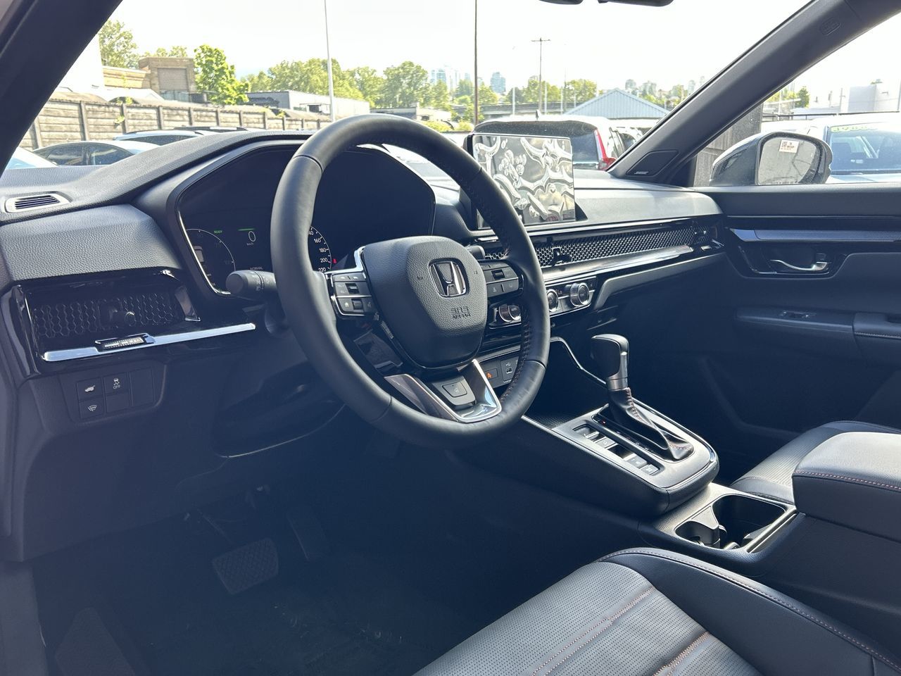 2025 Honda CR-V HYBRID in North Vancouver, British Columbia