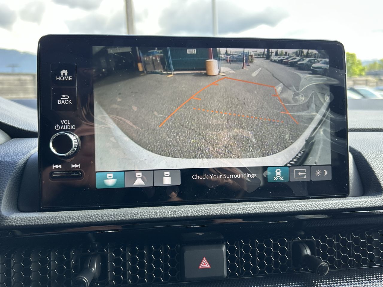2025 Honda CR-V HYBRID in North Vancouver, British Columbia