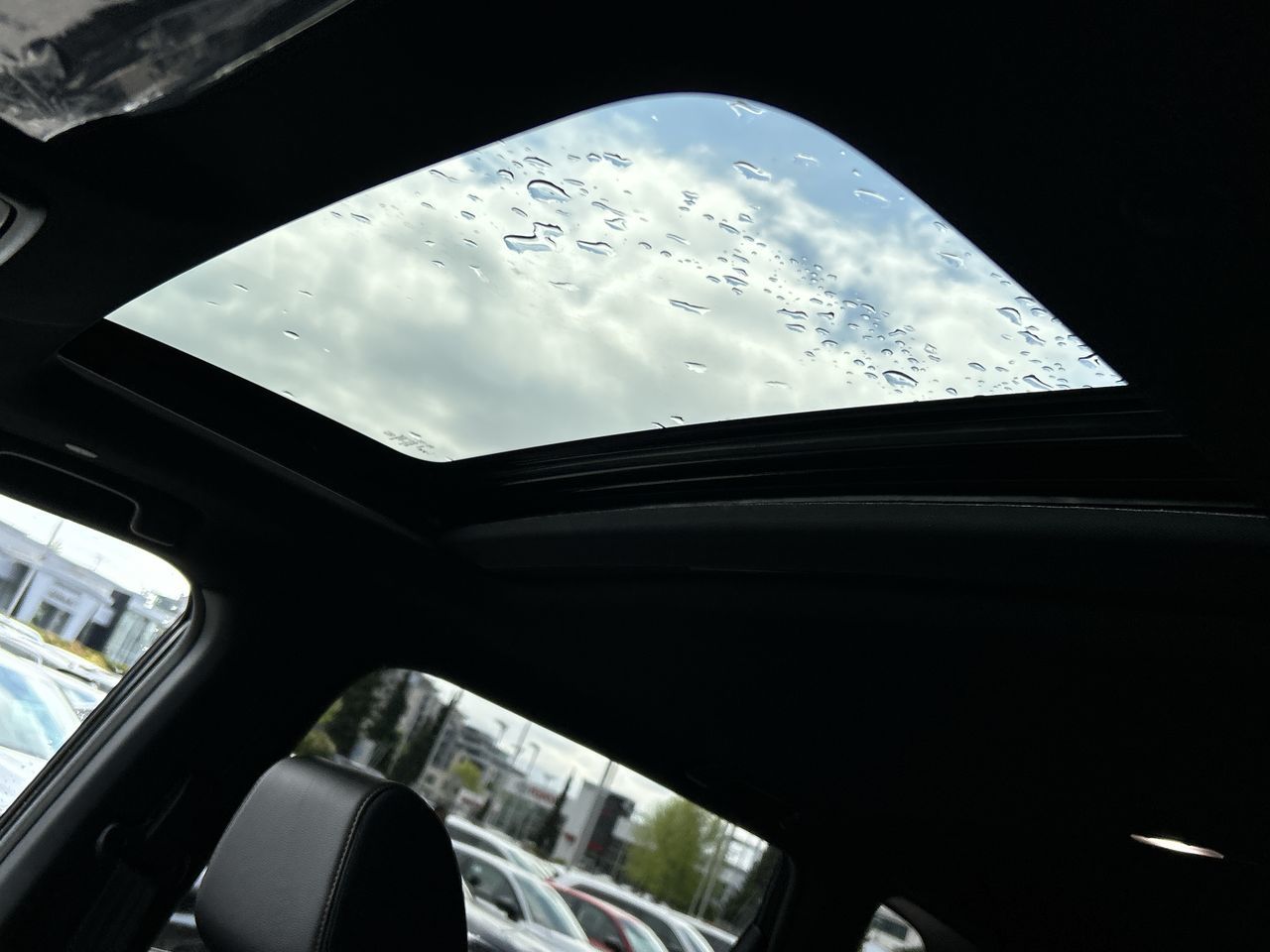 2025 Honda CR-V HYBRID in North Vancouver, British Columbia