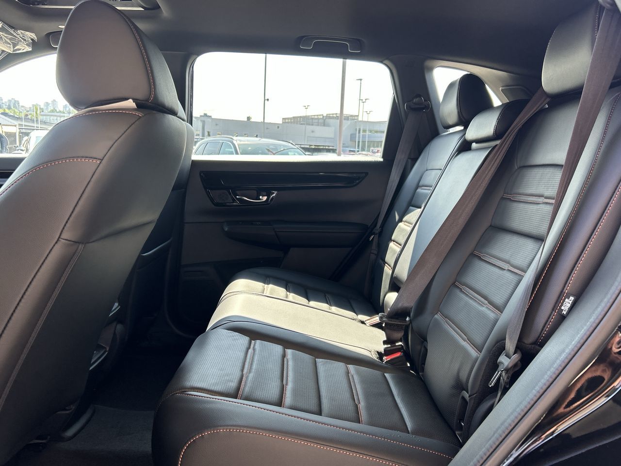 2025 Honda CR-V HYBRID in North Vancouver, British Columbia