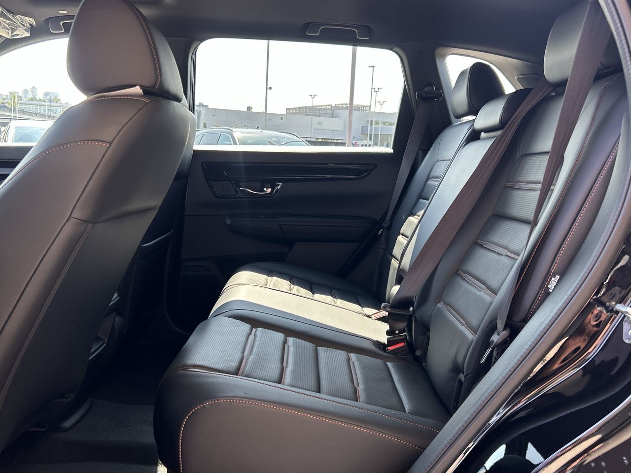2025 Honda CR-V HYBRID in North Vancouver, British Columbia
