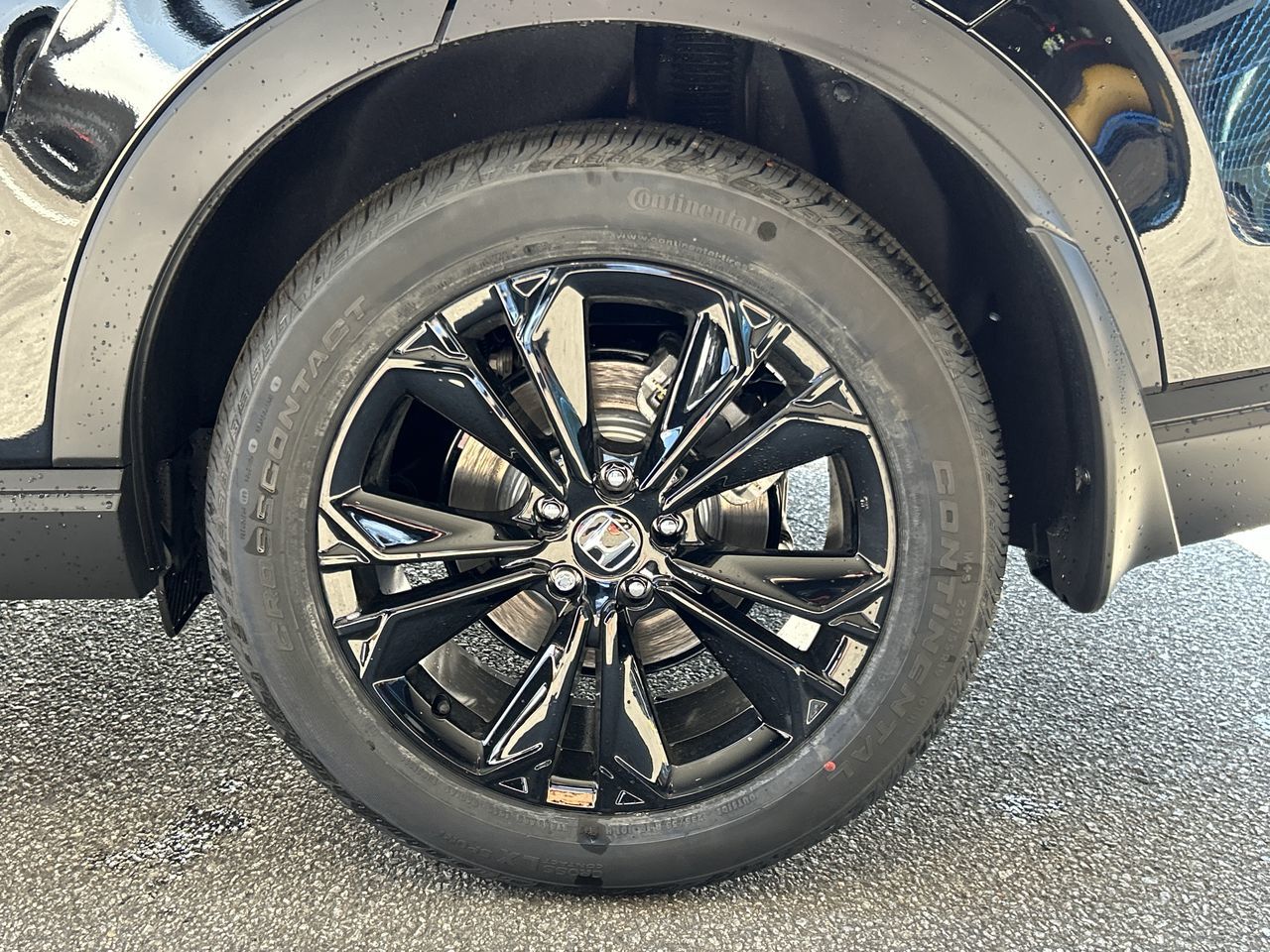 2025 Honda CR-V HYBRID in North Vancouver, British Columbia