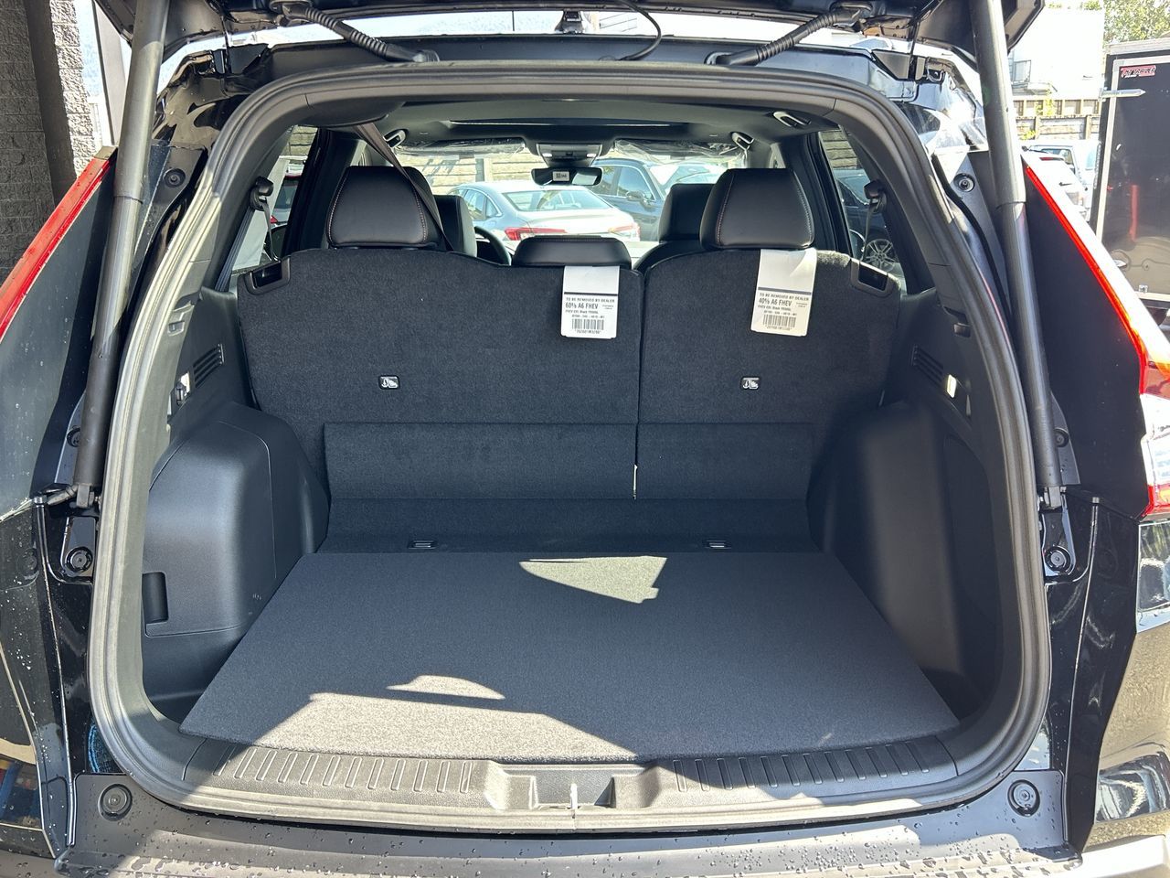 2025 Honda CR-V HYBRID in North Vancouver, British Columbia