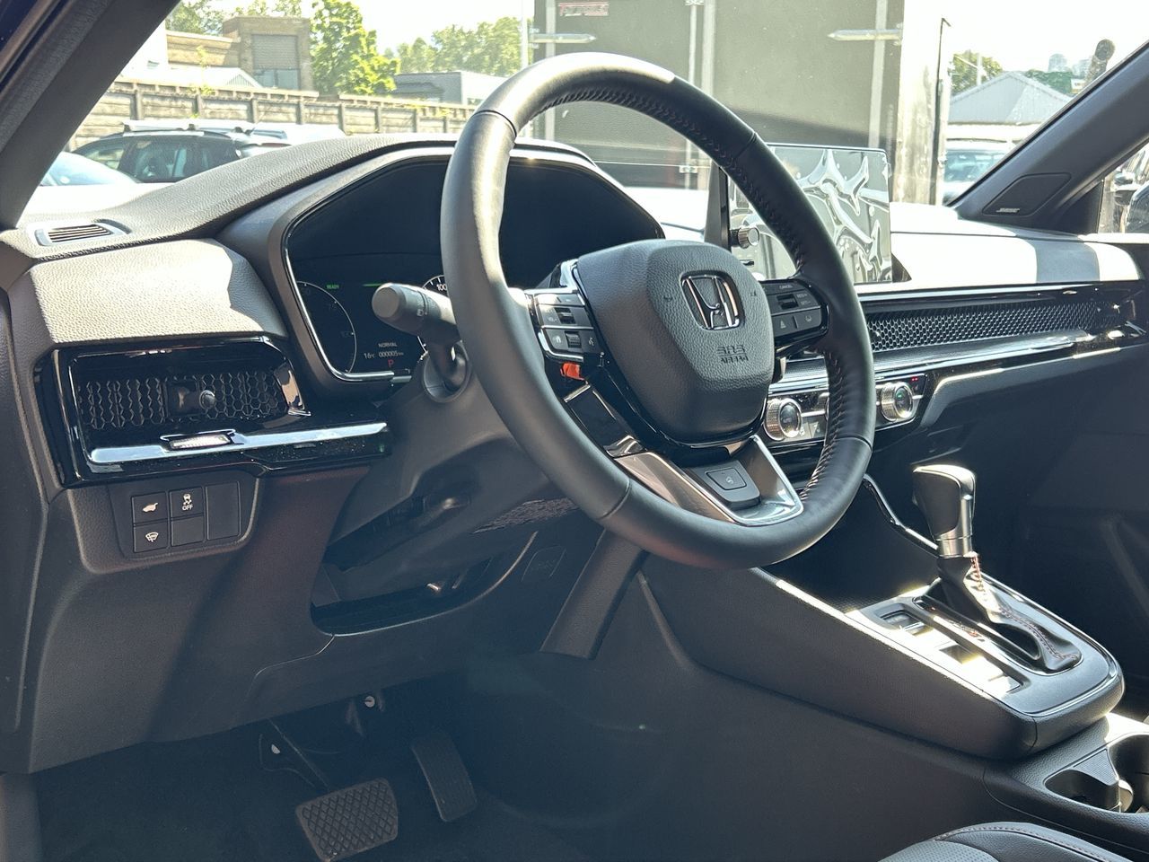 2025 Honda CR-V HYBRID in North Vancouver, British Columbia