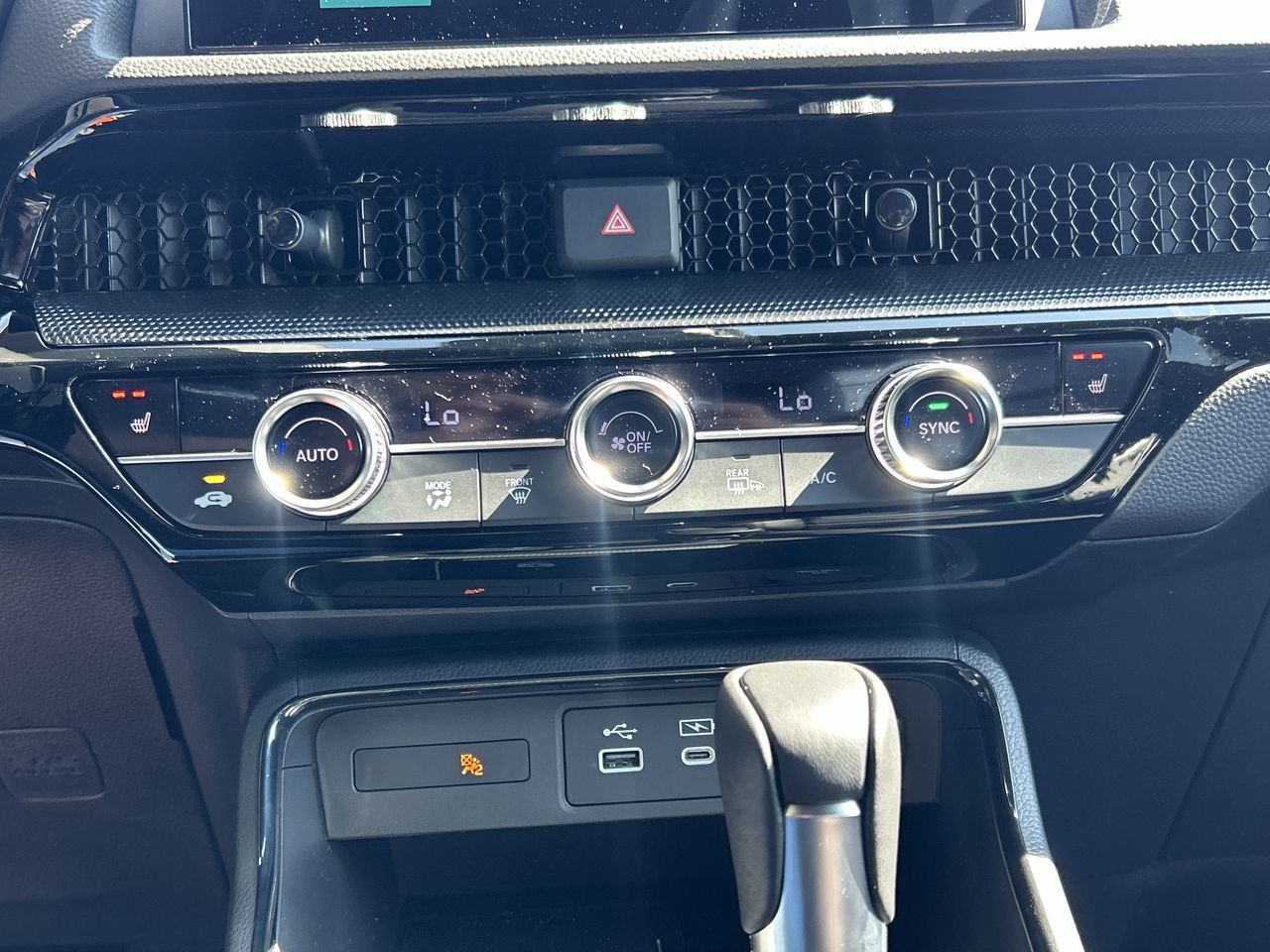 2025 Honda CR-V HYBRID in North Vancouver, British Columbia