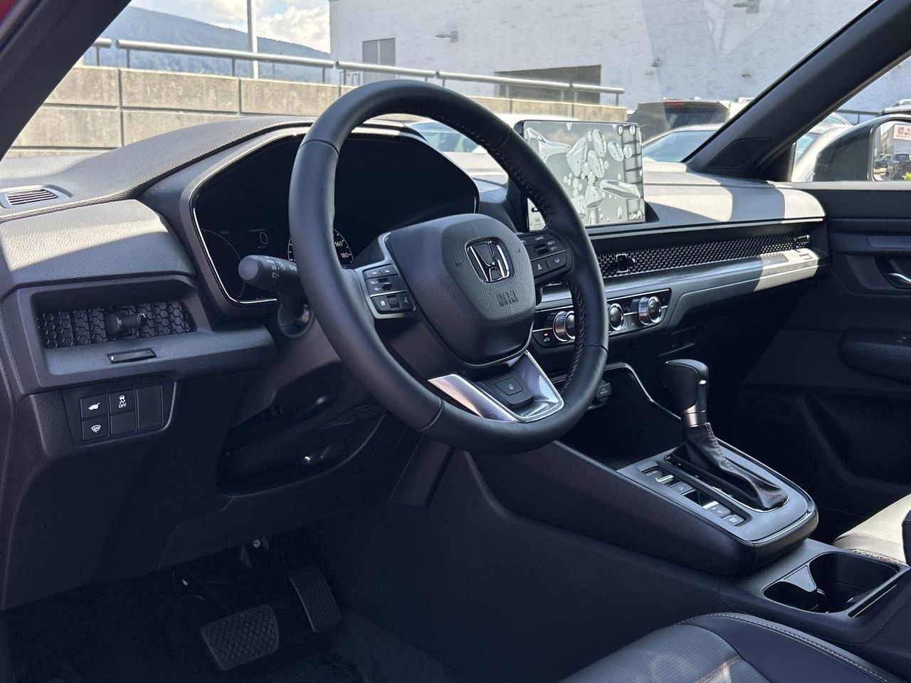 2025 Honda CR-V HYBRID in North Vancouver, British Columbia