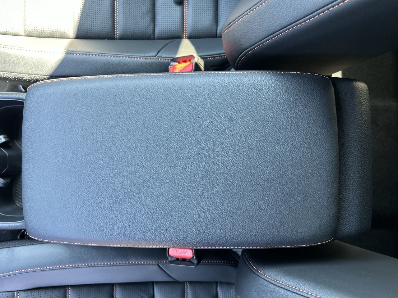 2025 Honda CR-V HYBRID in North Vancouver, British Columbia