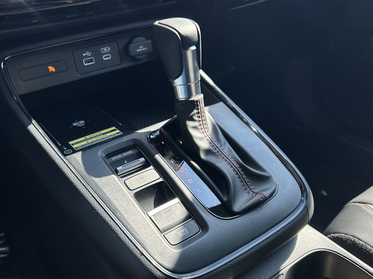 2025 Honda CR-V HYBRID in North Vancouver, British Columbia
