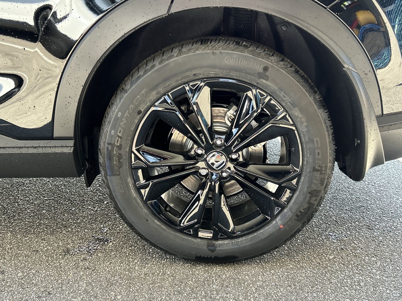 2025 Honda CR-V HYBRID in North Vancouver, British Columbia