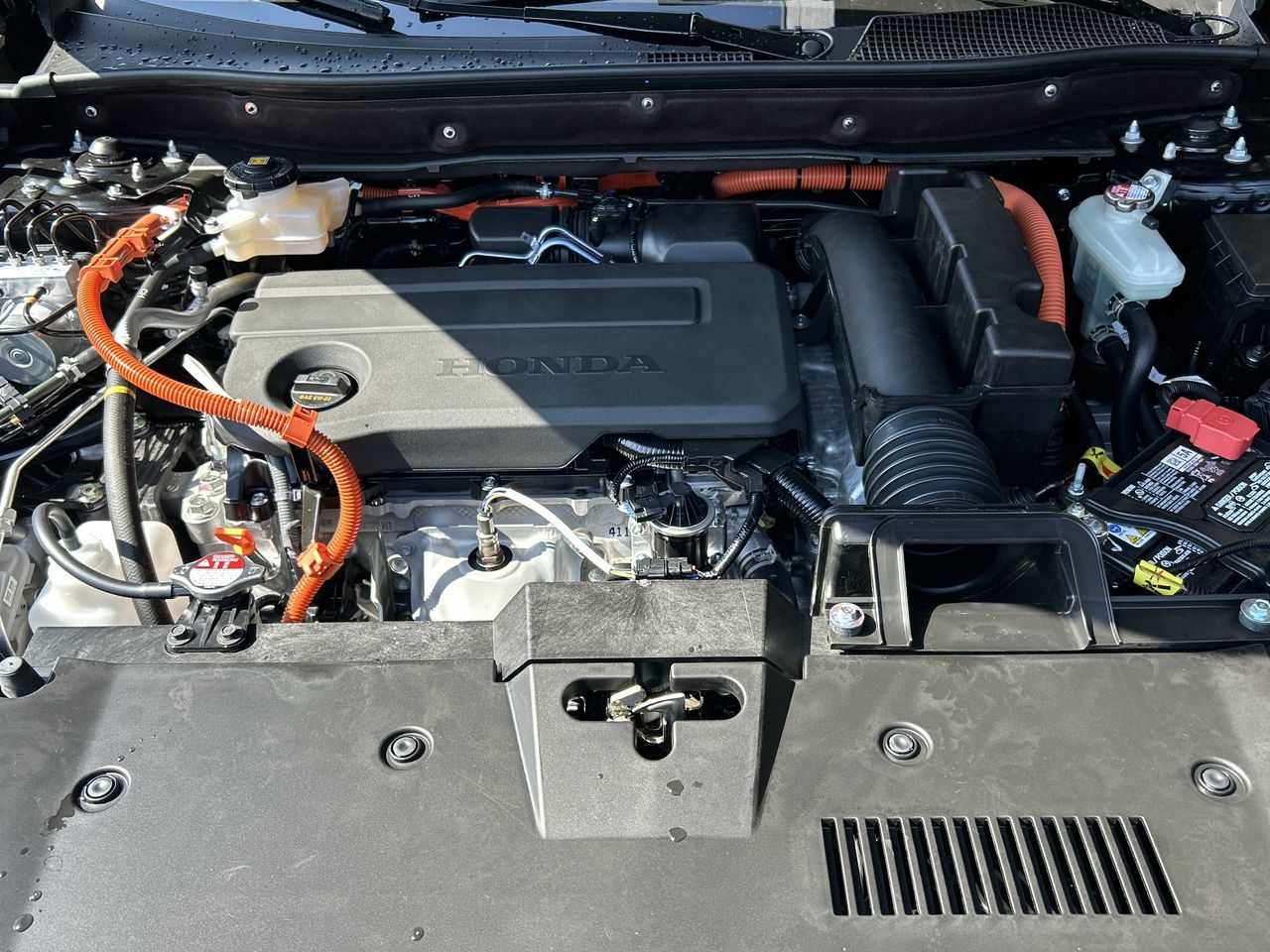 2025 Honda CR-V HYBRID in North Vancouver, British Columbia