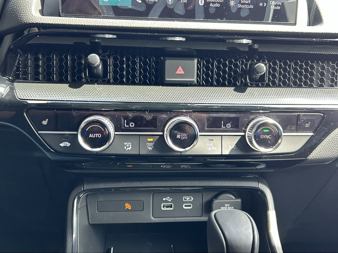 2025 Honda CR-V HYBRID in North Vancouver, British Columbia