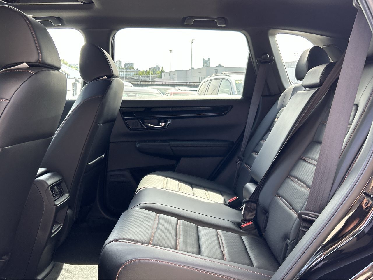 2025 Honda CR-V HYBRID in North Vancouver, British Columbia