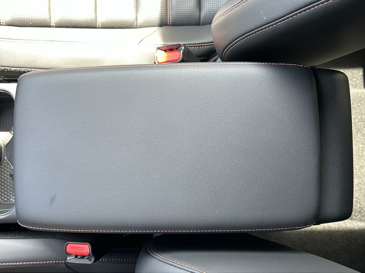 2025 Honda CR-V HYBRID in North Vancouver, British Columbia