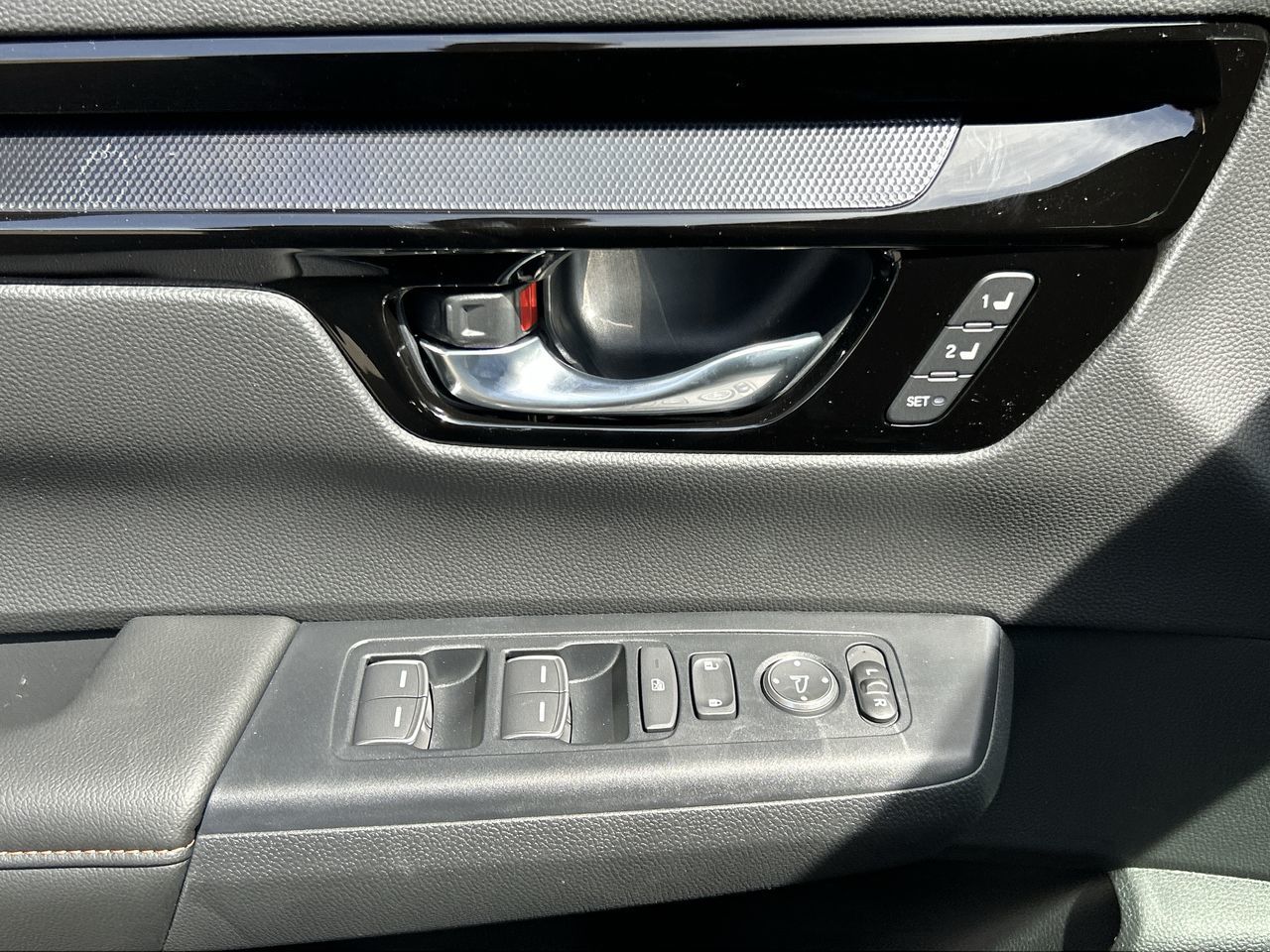 2025 Honda CR-V HYBRID in North Vancouver, British Columbia