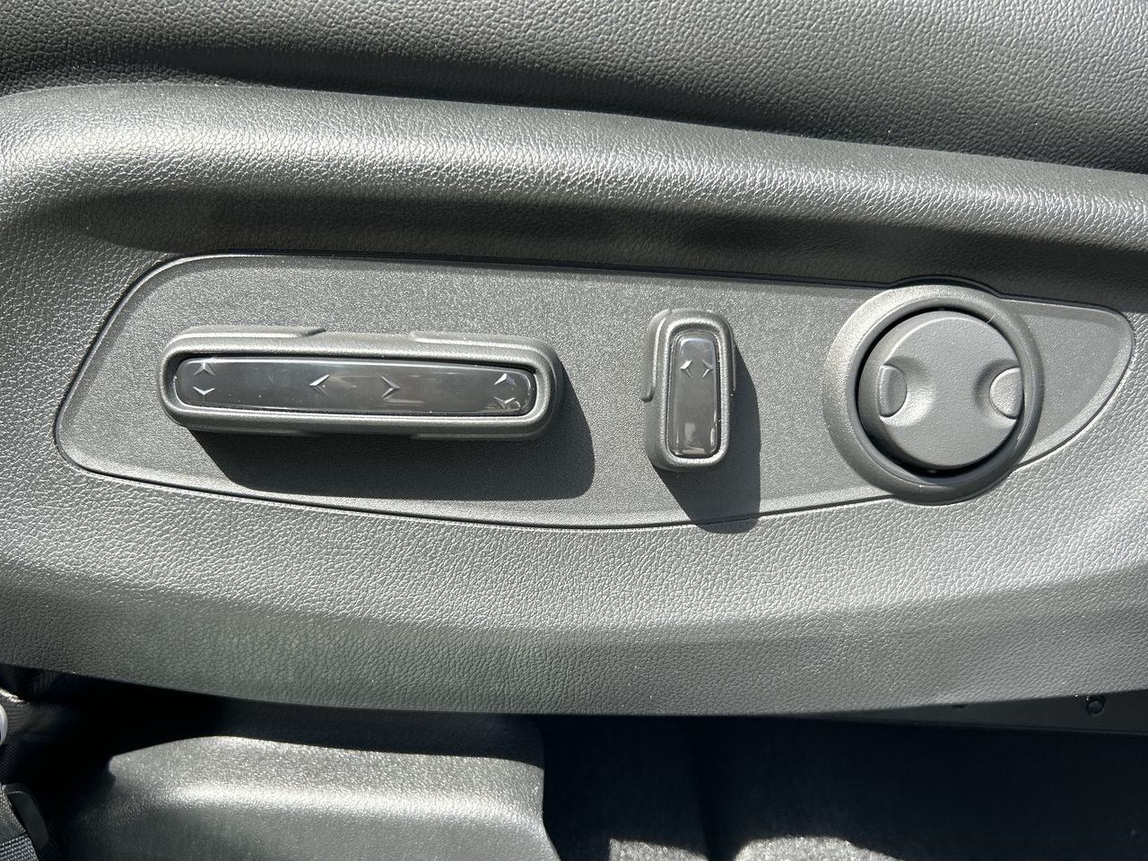 2025 Honda CR-V HYBRID in North Vancouver, British Columbia