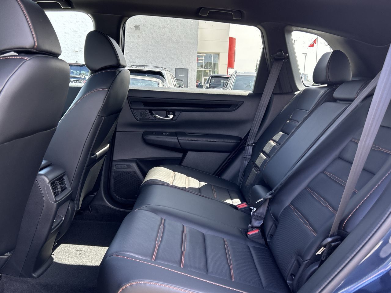 2025 Honda CR-V HYBRID in North Vancouver, British Columbia