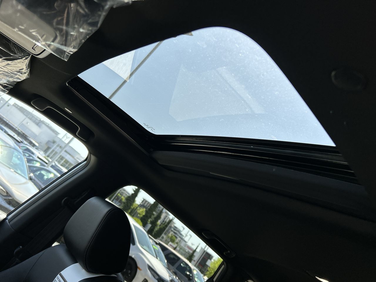 2025 Honda CR-V HYBRID in North Vancouver, British Columbia