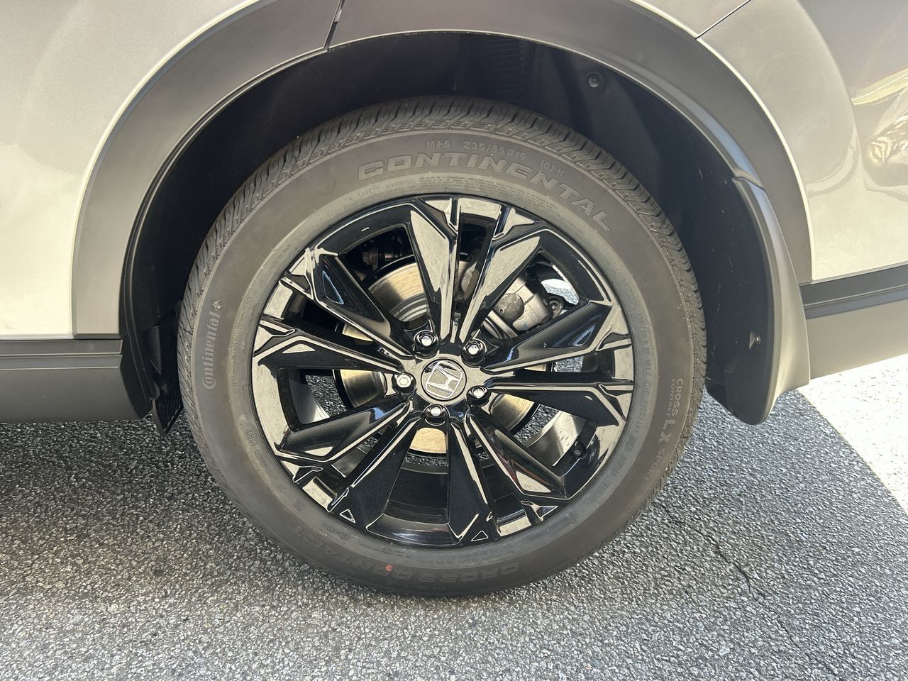 2025 Honda CR-V HYBRID in North Vancouver, British Columbia