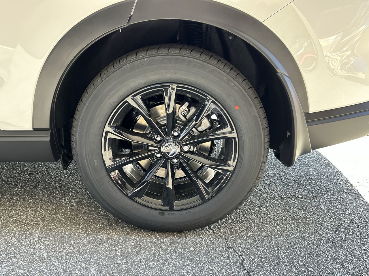 2025 Honda CR-V HYBRID in North Vancouver, British Columbia