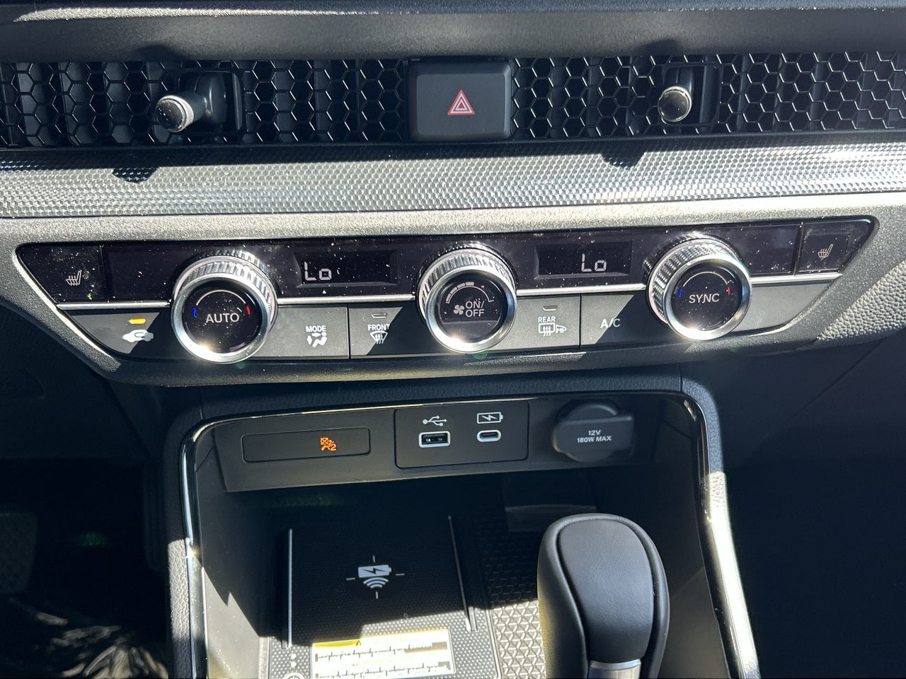 2025 Honda CR-V HYBRID in North Vancouver, British Columbia