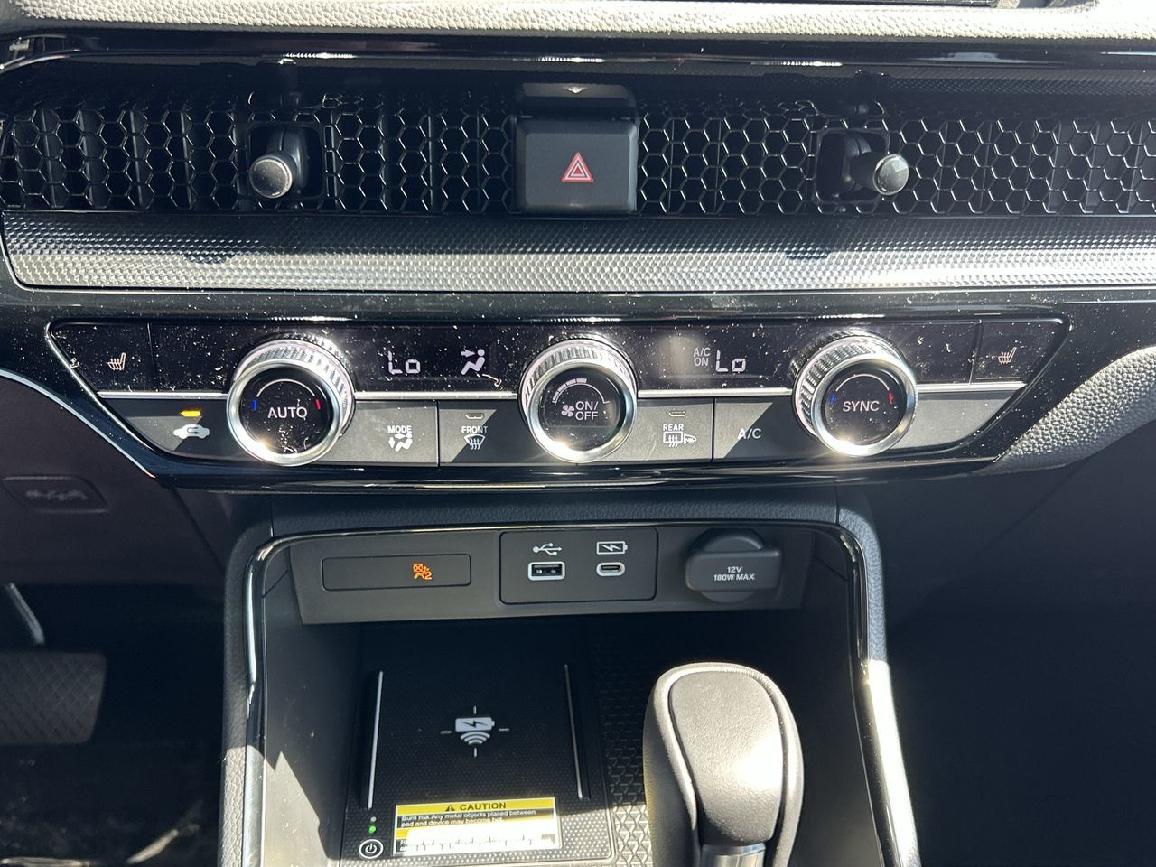 2025 Honda CR-V HYBRID in North Vancouver, British Columbia