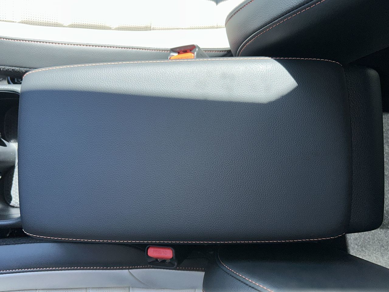 2025 Honda CR-V HYBRID in North Vancouver, British Columbia