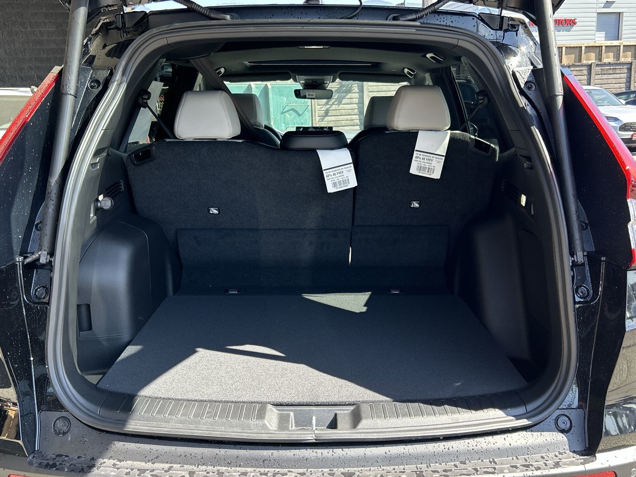 2025 Honda CR-V HYBRID in North Vancouver, British Columbia