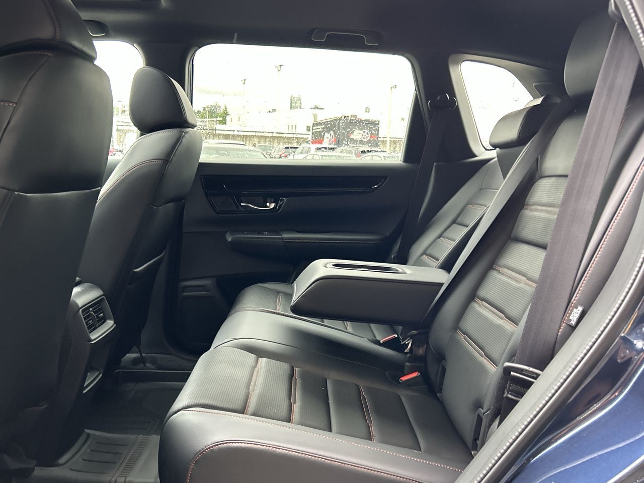 2025 Honda CR-V HYBRID in North Vancouver, British Columbia
