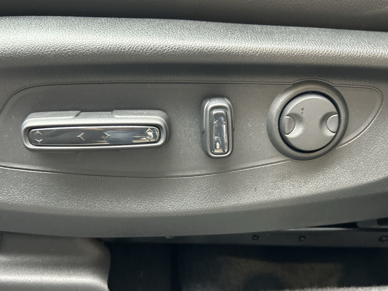 2025 Honda CR-V HYBRID in North Vancouver, British Columbia