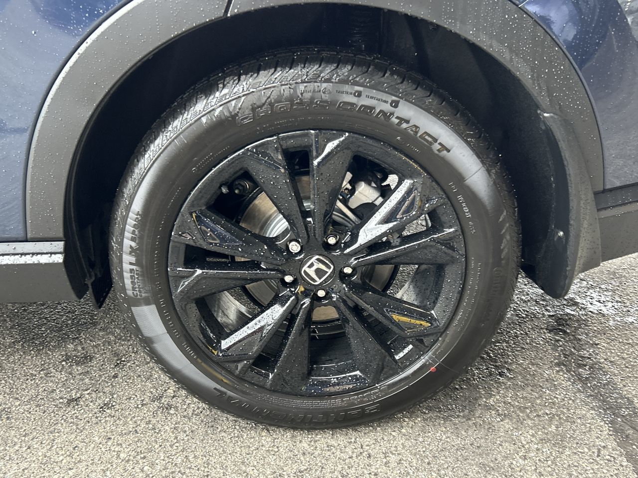 2025 Honda CR-V HYBRID in North Vancouver, British Columbia
