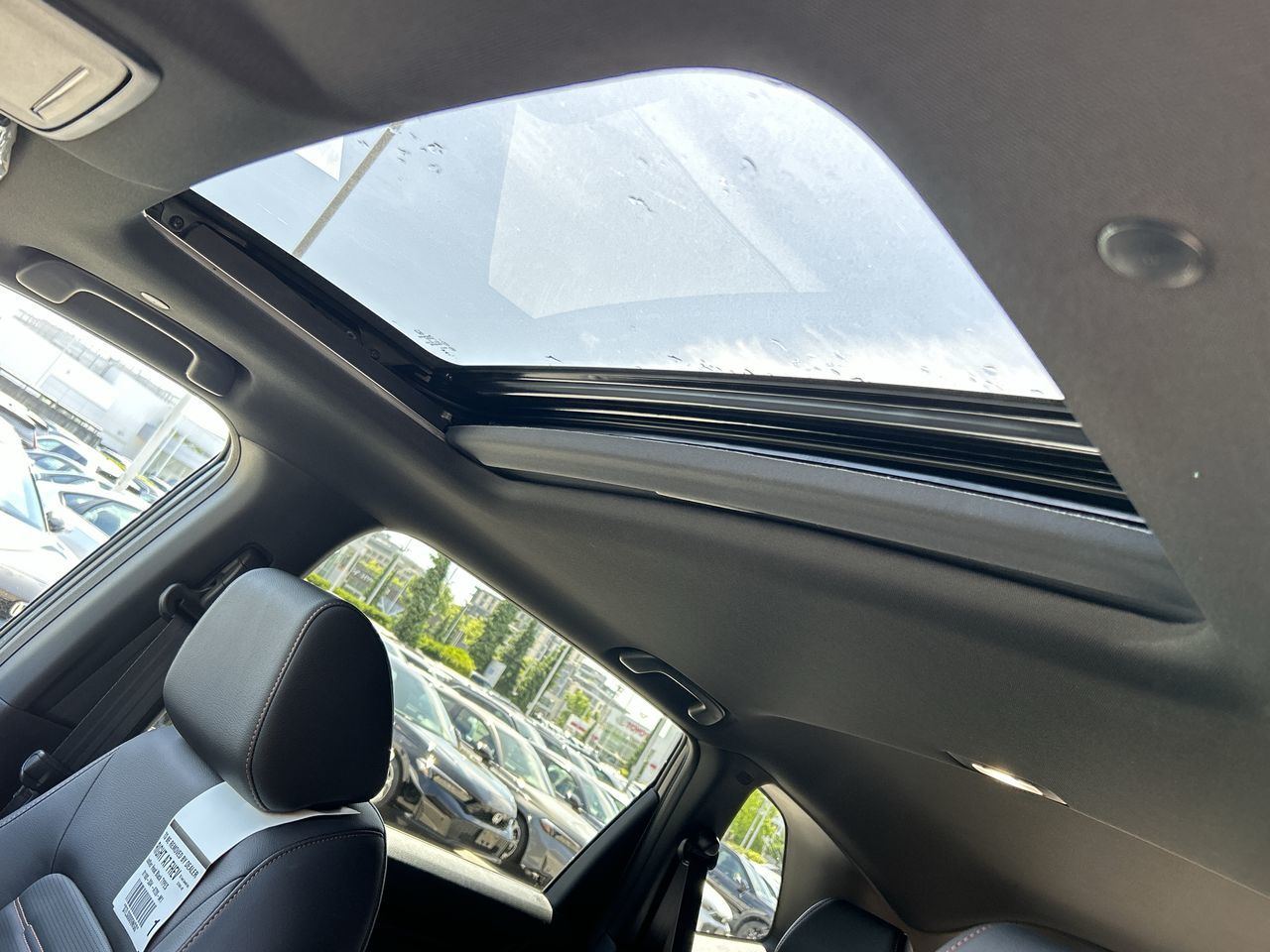 2026 Honda CR-V HYBRID in North Vancouver, British Columbia