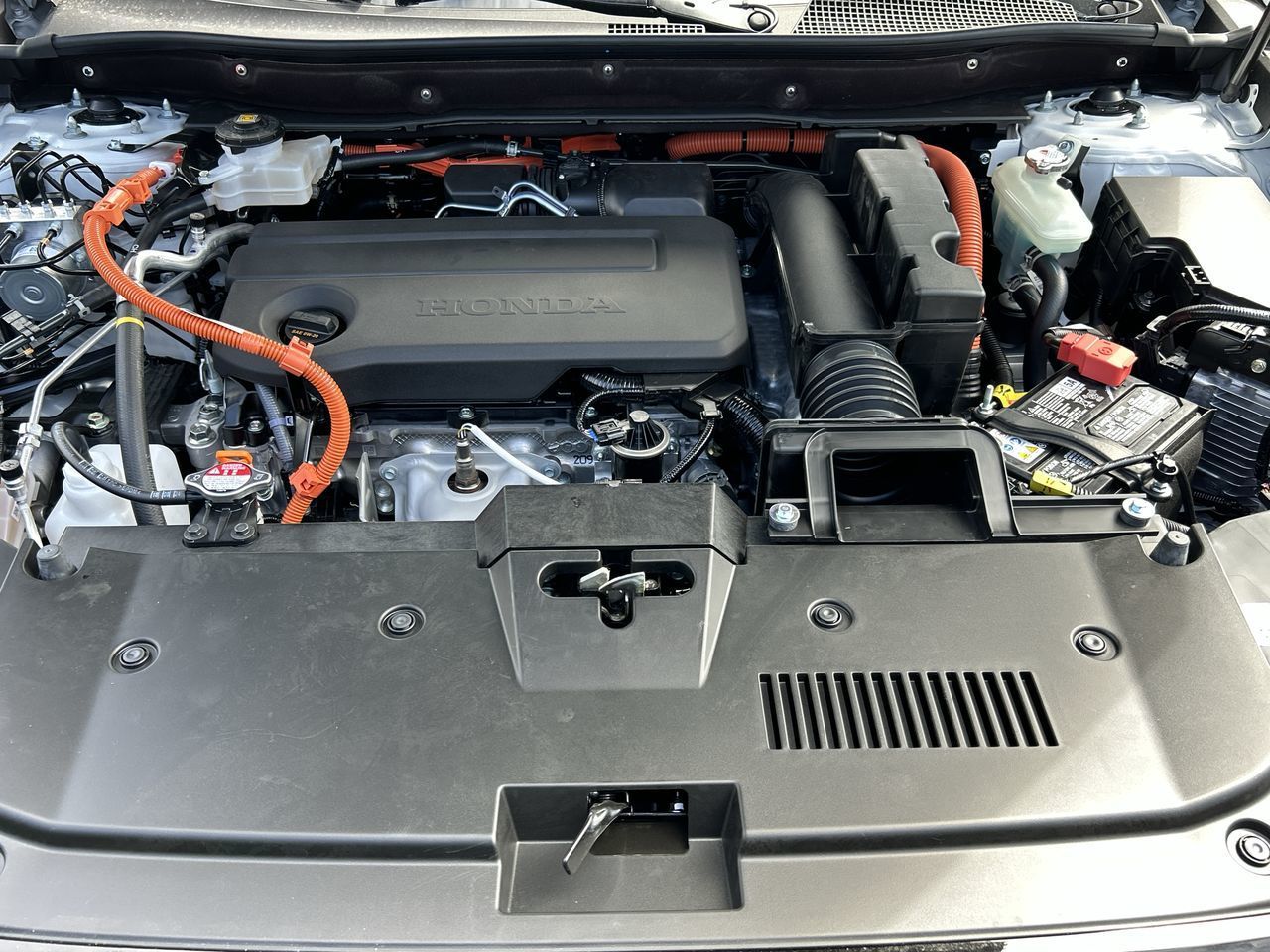 2026 Honda CR-V HYBRID in North Vancouver, British Columbia