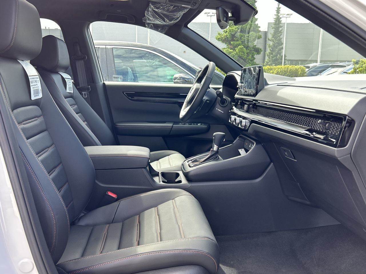 2026 Honda CR-V HYBRID in North Vancouver, British Columbia