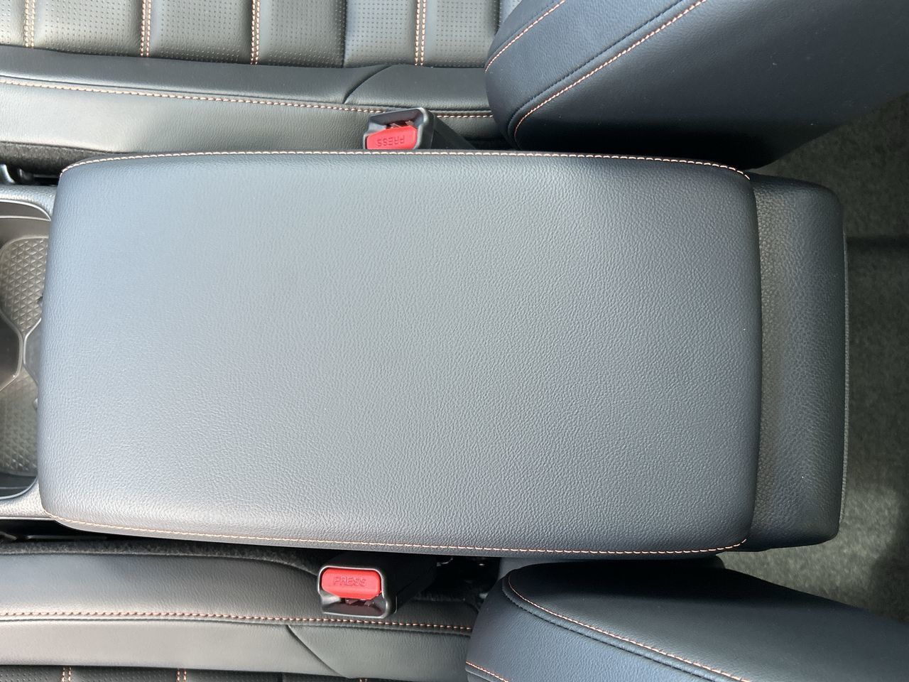 2026 Honda CR-V HYBRID in North Vancouver, British Columbia