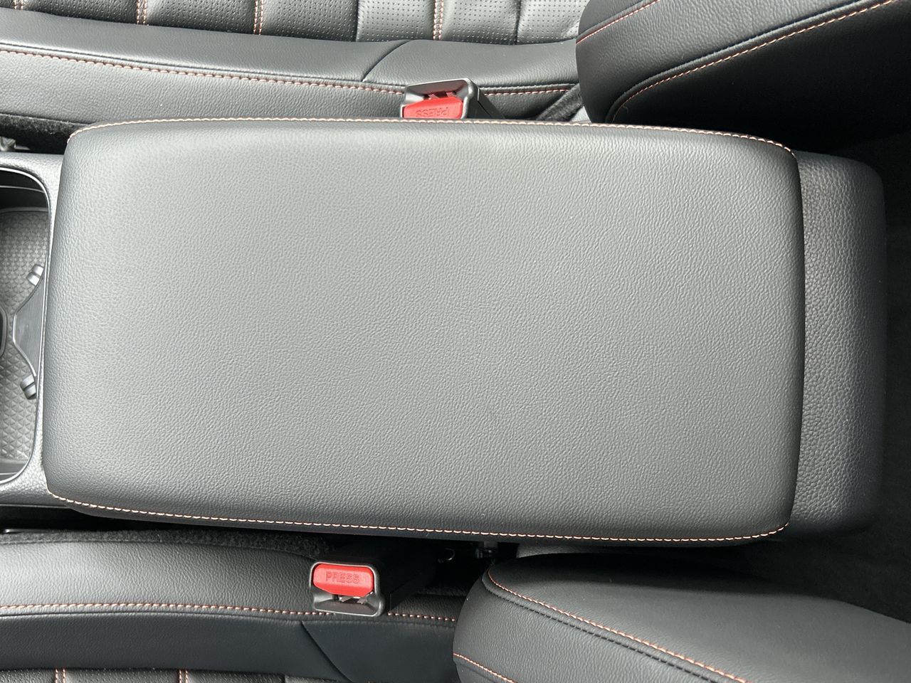 2026 Honda CR-V HYBRID in North Vancouver, British Columbia