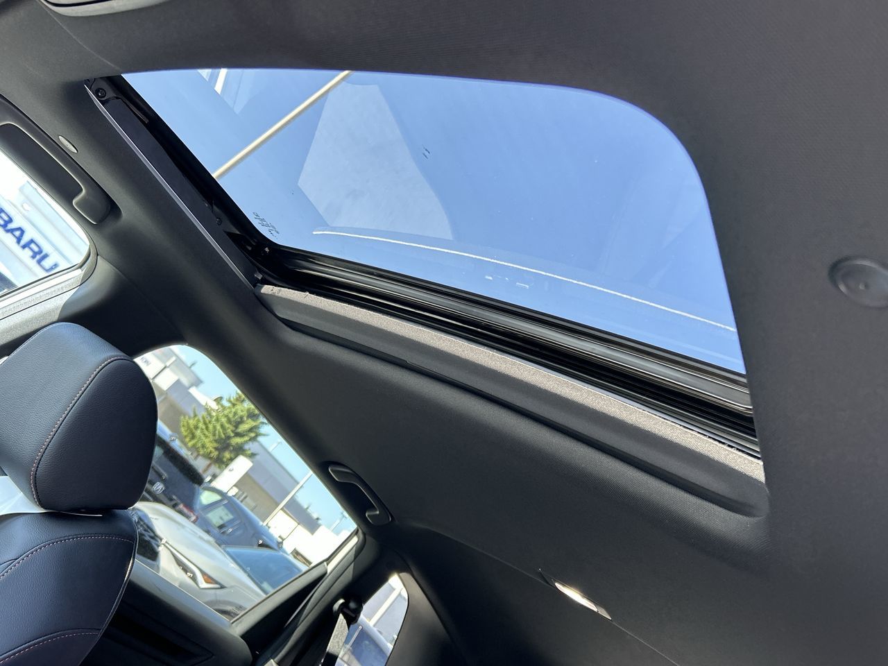 2026 Honda CR-V HYBRID in North Vancouver, British Columbia