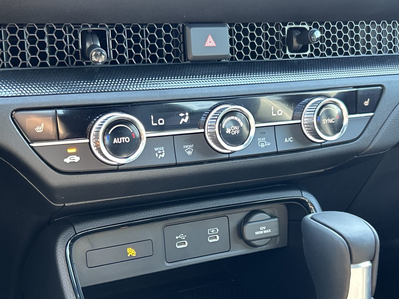 2026 Honda CR-V HYBRID in North Vancouver, British Columbia