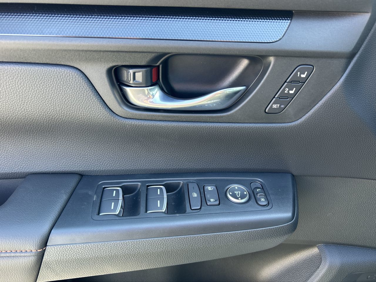 2026 Honda CR-V HYBRID in North Vancouver, British Columbia