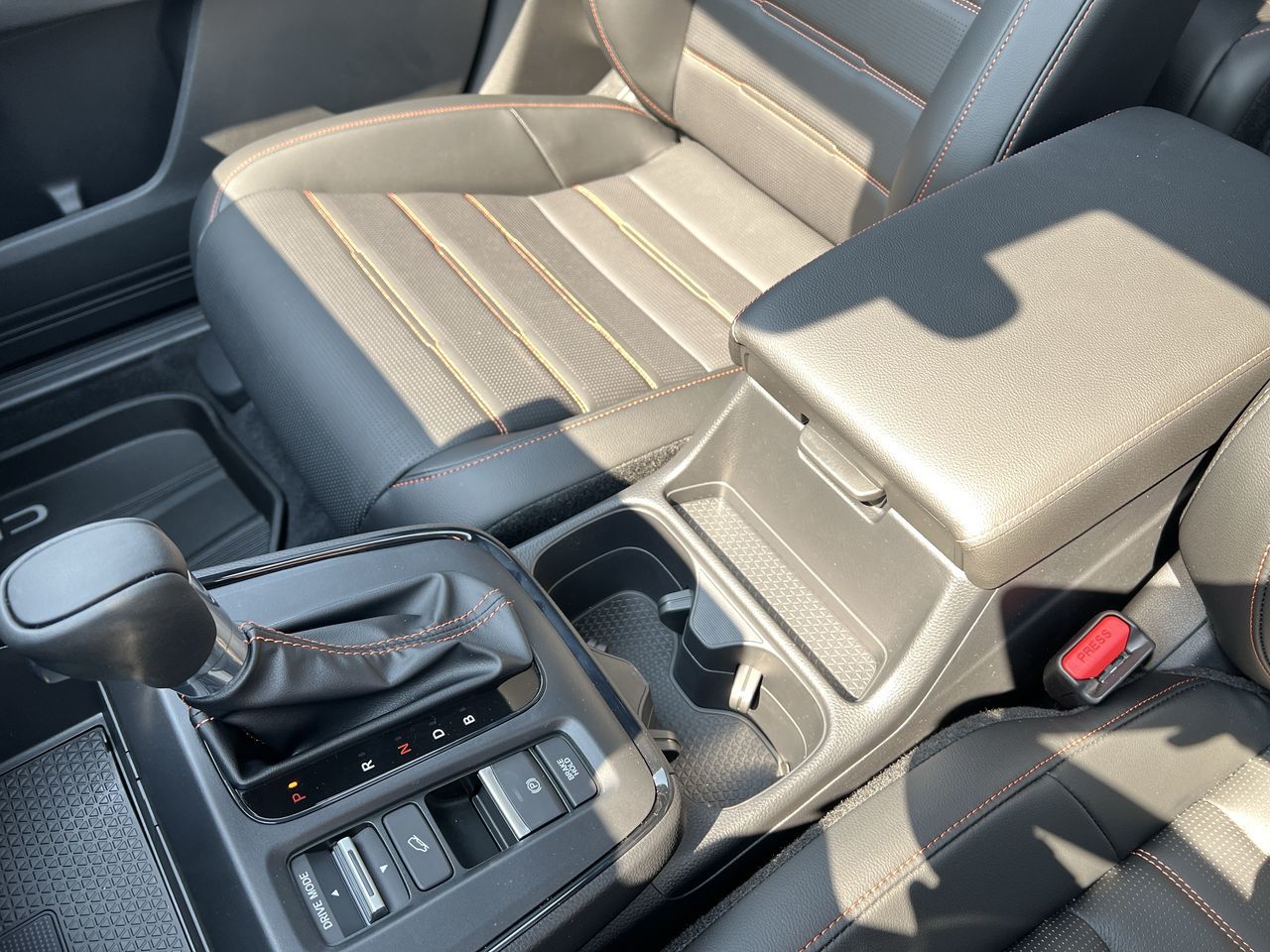 2026 Honda CR-V HYBRID in North Vancouver, British Columbia