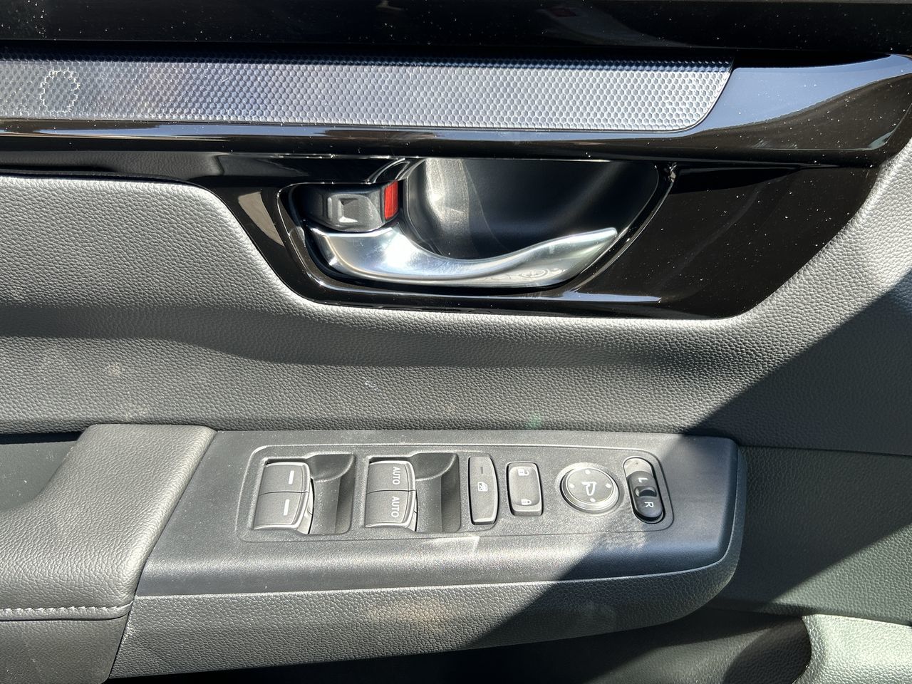 2025 Honda CR-V in North Vancouver, British Columbia