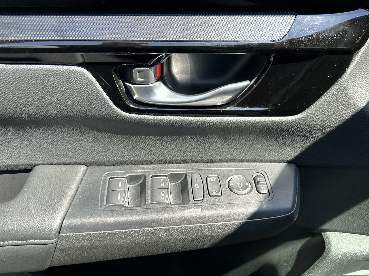 2025 Honda CR-V in North Vancouver, British Columbia