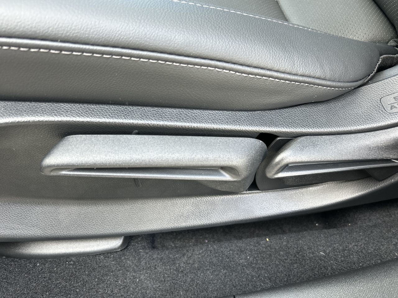 2025 Honda HR-V in North Vancouver, British Columbia