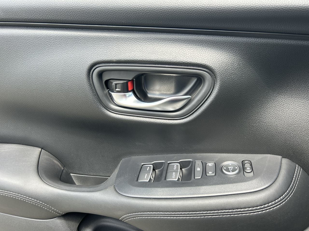 2025 Honda HR-V in North Vancouver, British Columbia