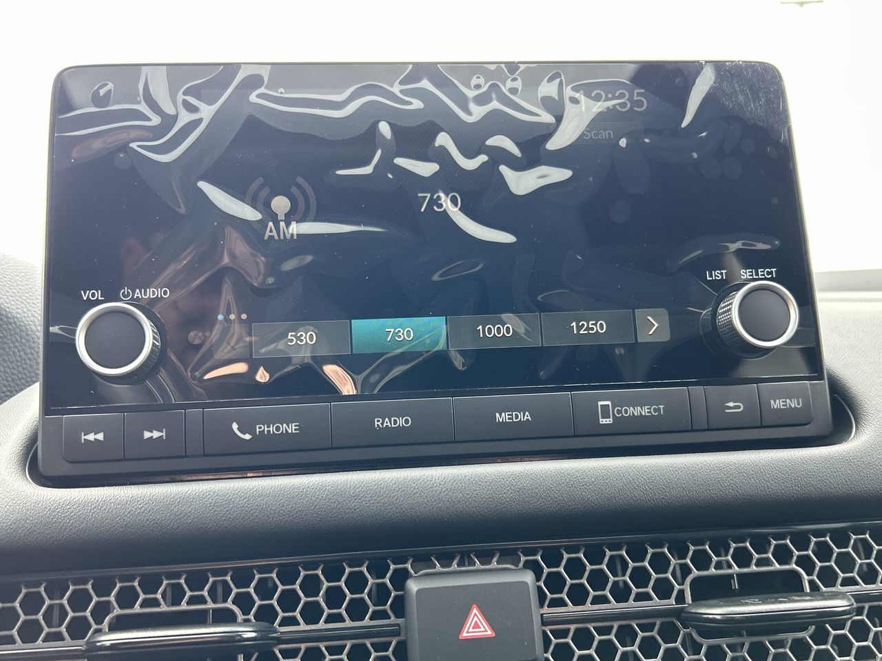 2025 Honda HR-V in North Vancouver, British Columbia