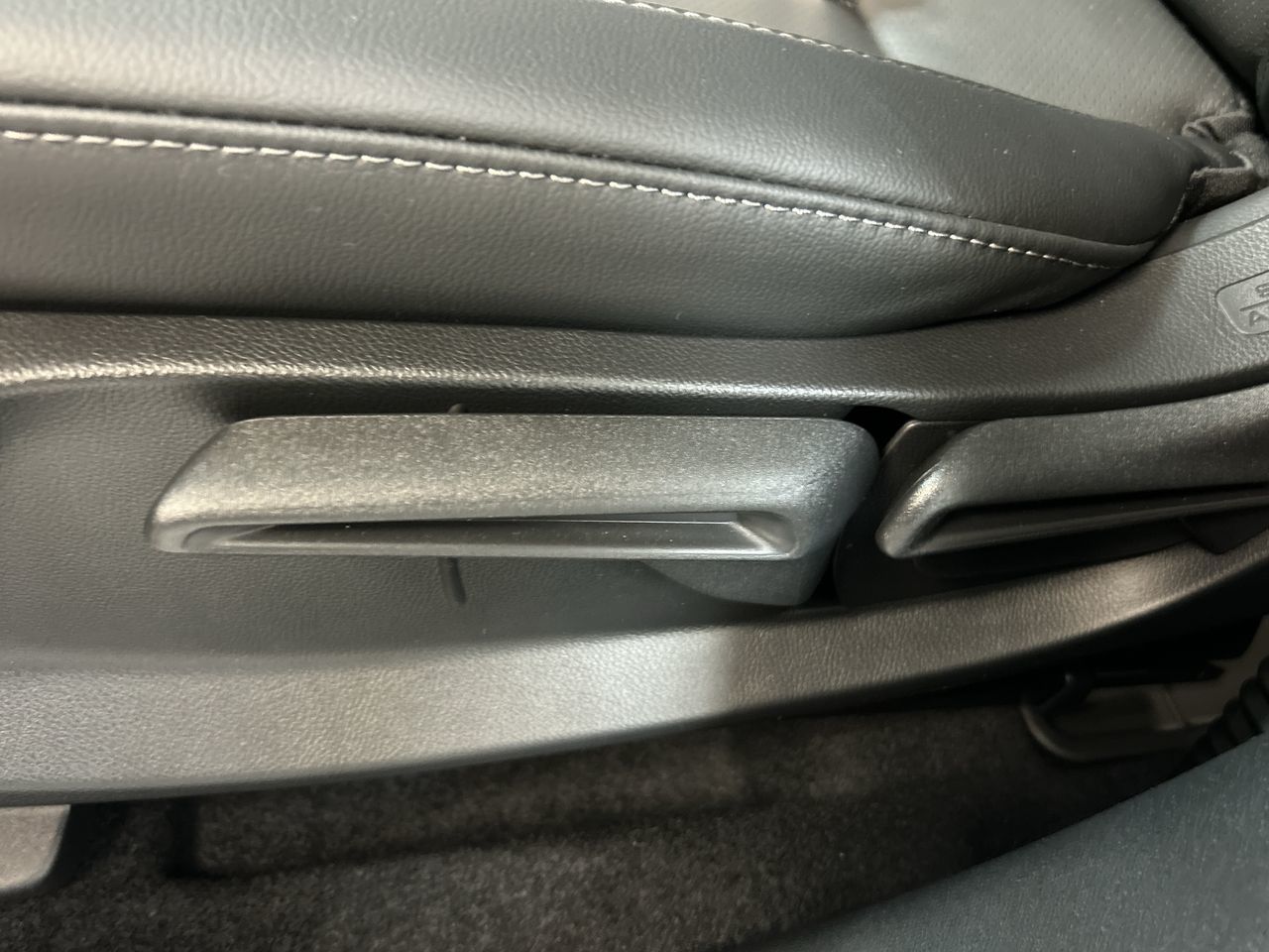 2025 Honda HR-V in North Vancouver, British Columbia