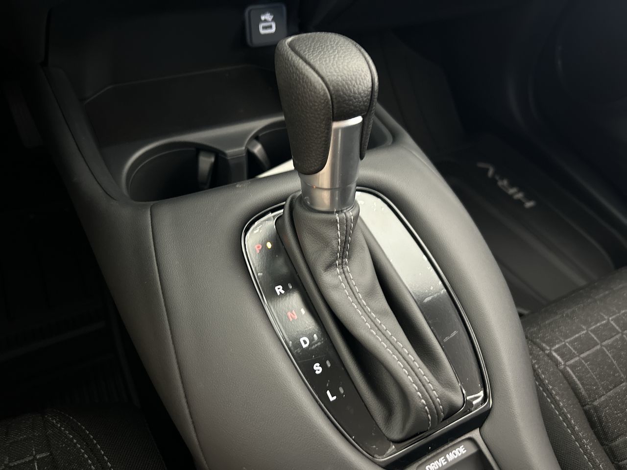 2025  HR-V