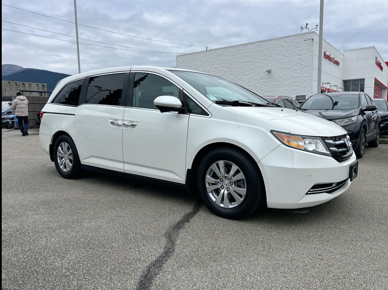 2016 Honda Odyssey in North Vancouver, British Columbia